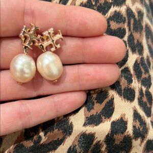 Elegant Pearl Drop Earrings